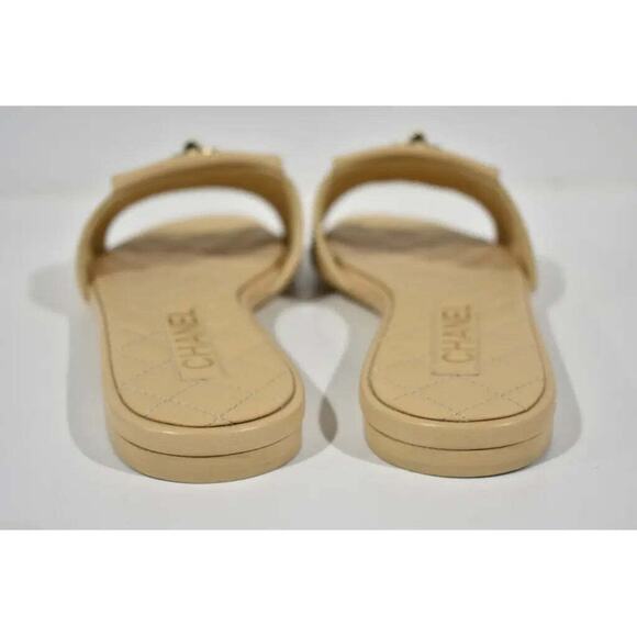 Chanel REV Beige Turnlock Quilted Gold CC Logo Mules Slide Sandal Flop Flat 39 - Picture 11 of 12